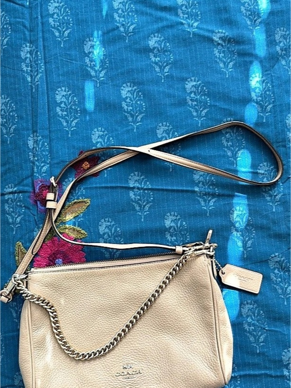 Coach Carrie Chain Crossbody Bag